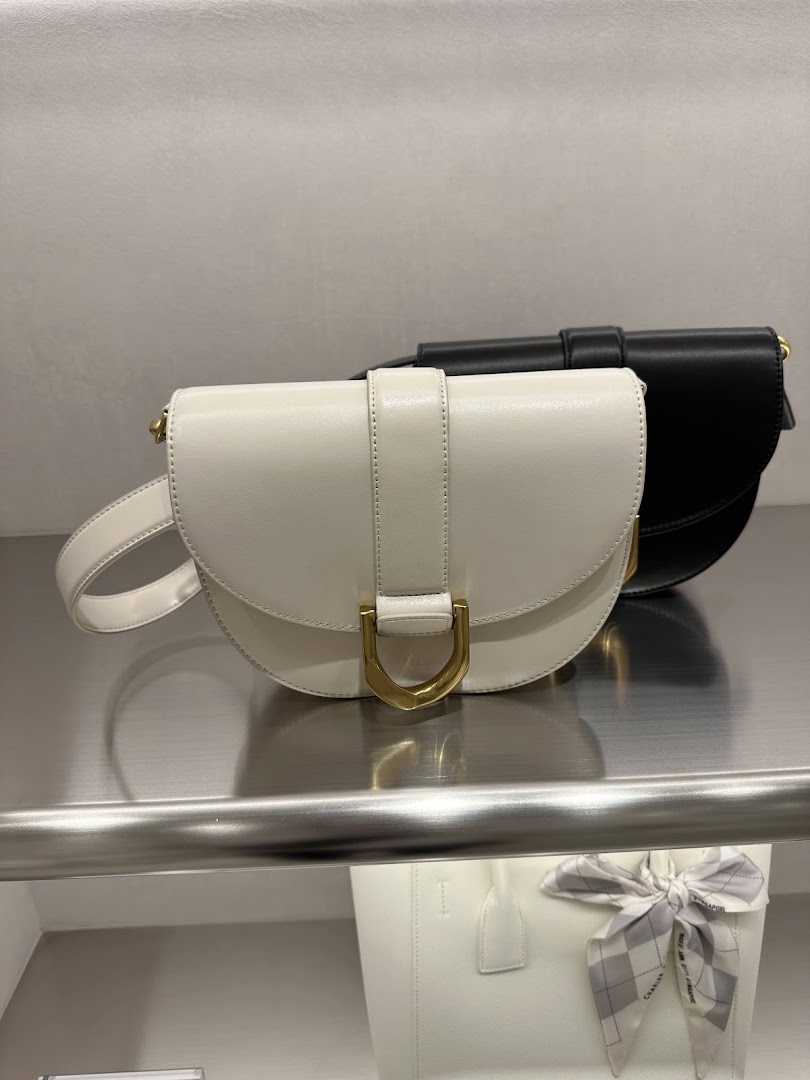 CHARLES  KEITH - Takashimaya S.C