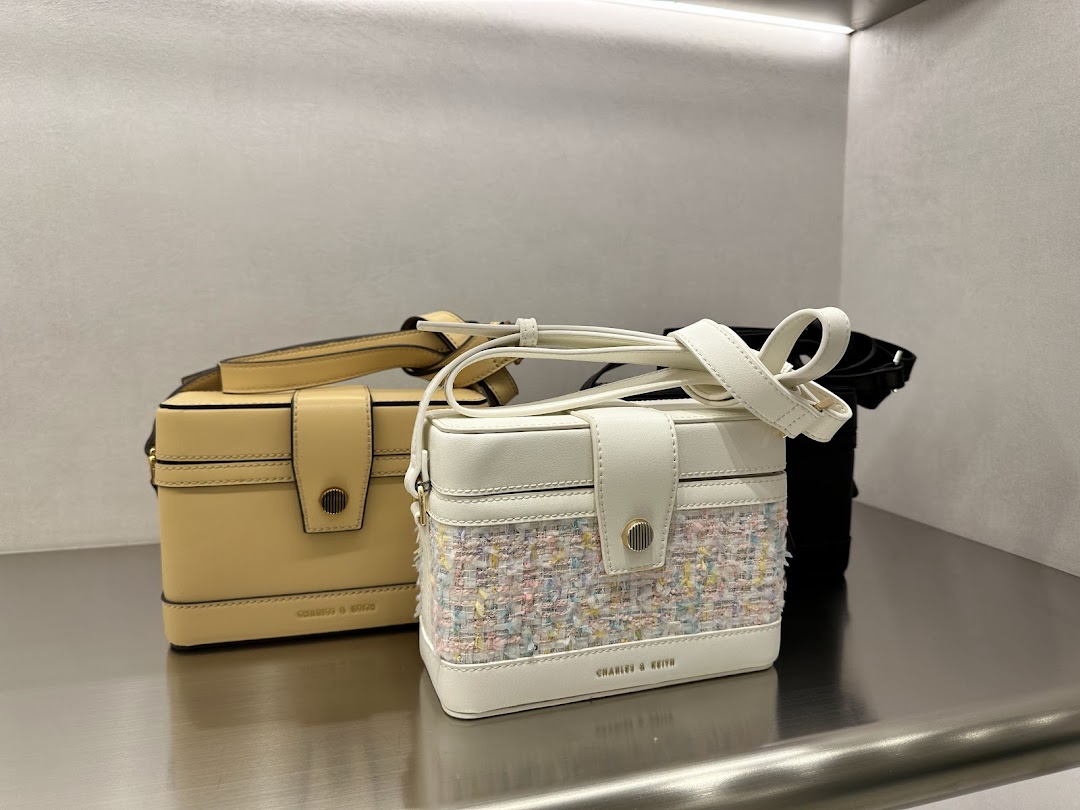 CHARLES  KEITH - Takashimaya S.C