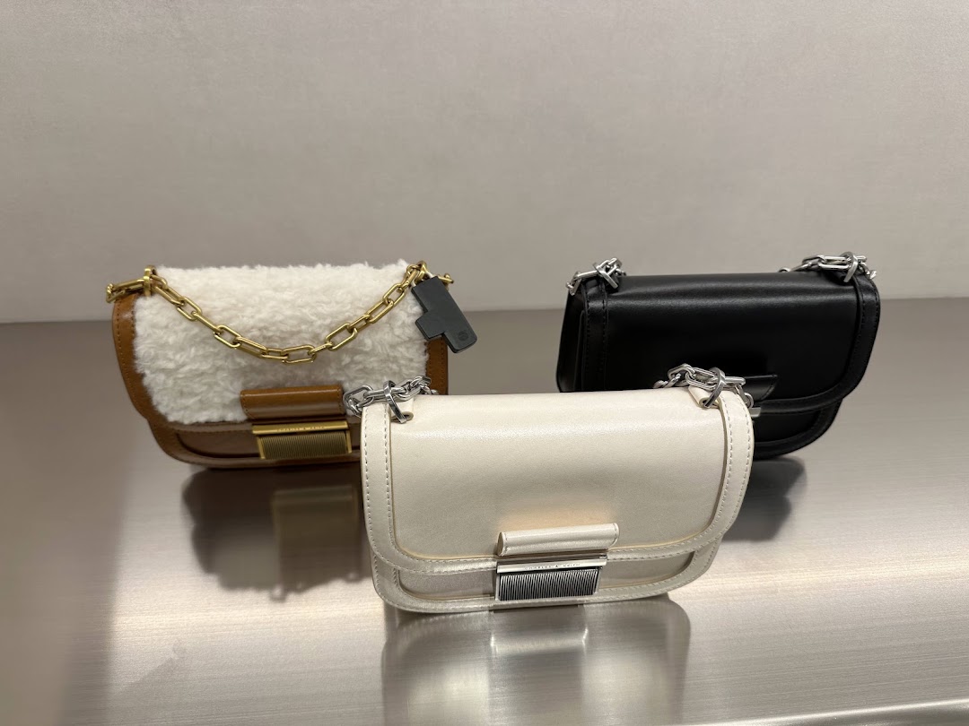 CHARLES  KEITH - Takashimaya S.C