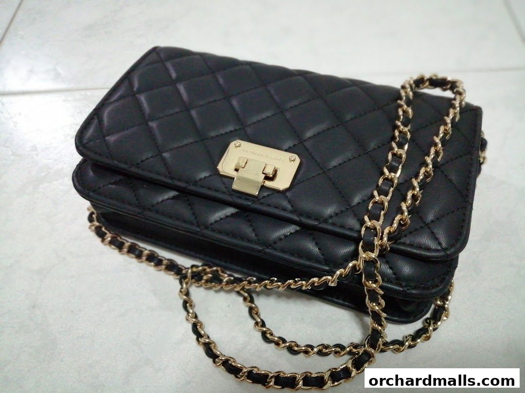 CHARLES  KEITH - Wisma Atria