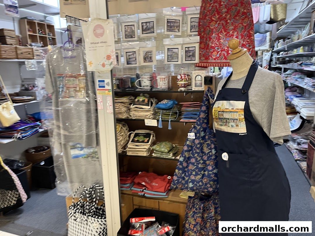 Chosan Zakka Far East Fine Arts