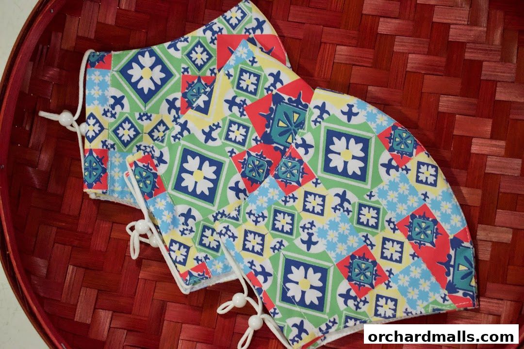 Chosan Zakka Far East Fine Arts