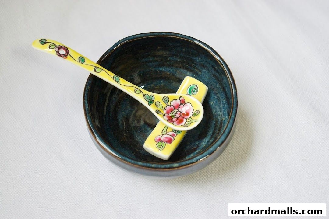 Chosan Zakka Far East Fine Arts