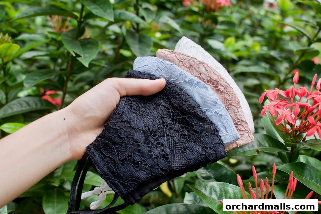 Chosan Zakka Far East Fine Arts