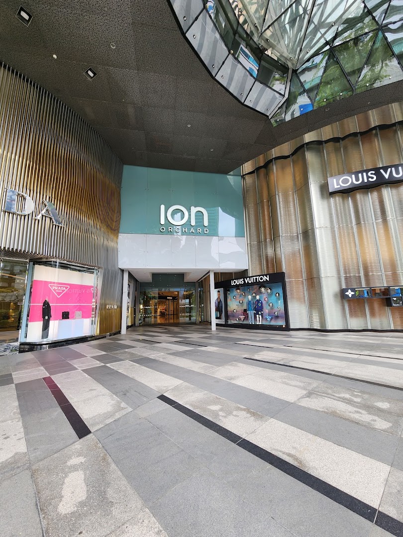 Chow Tai Fook Jewellery ION Orchard Branch