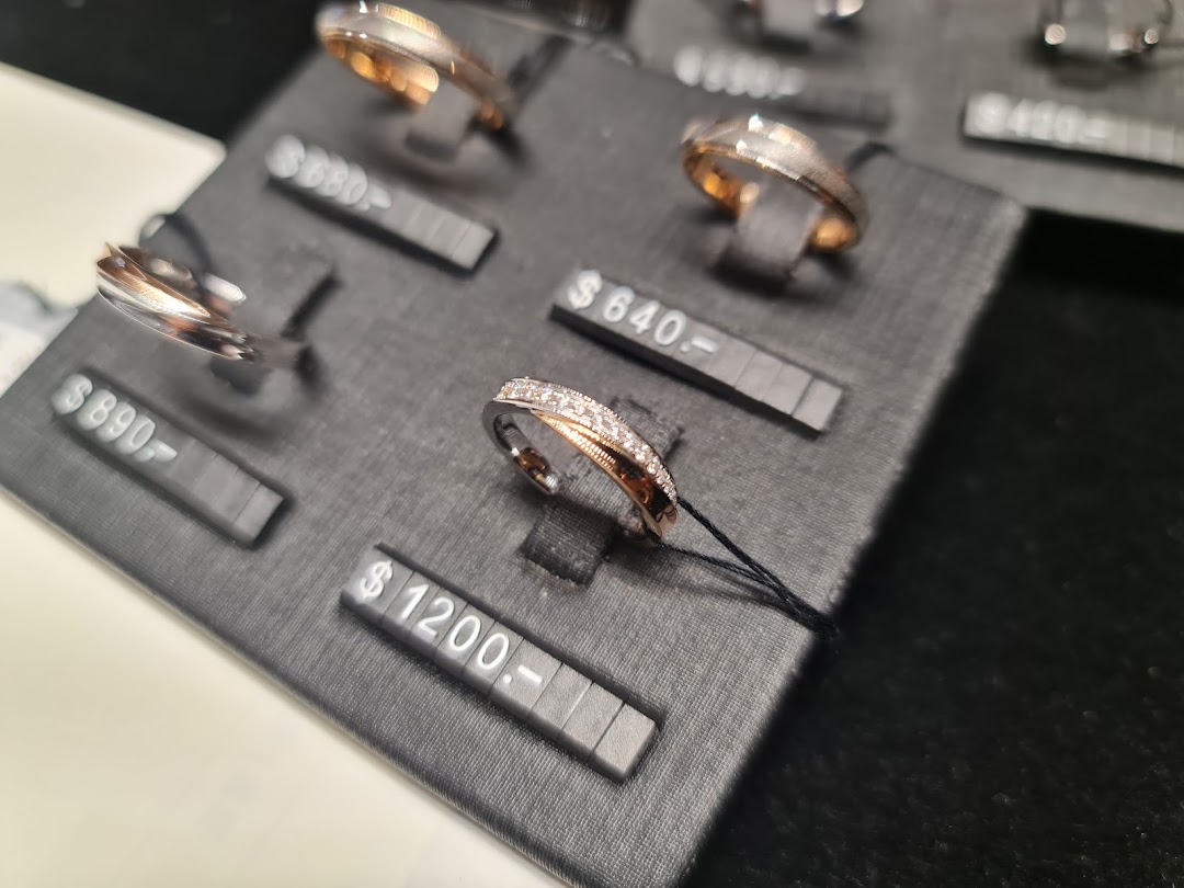 Chow Tai Fook Jewellery ION Orchard Branch