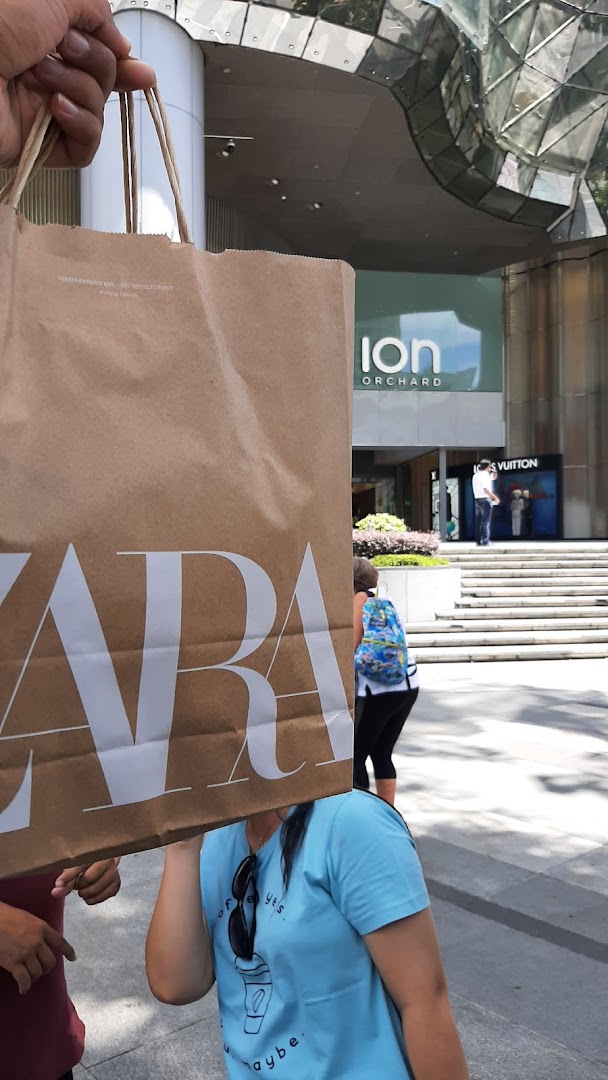 Chow Tai Fook Jewellery ION Orchard Branch