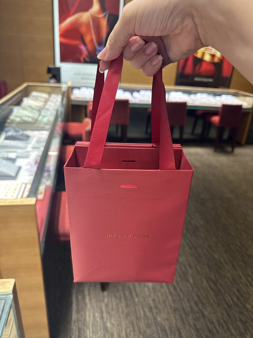 Chow Tai Fook Jewellery ION Orchard Branch