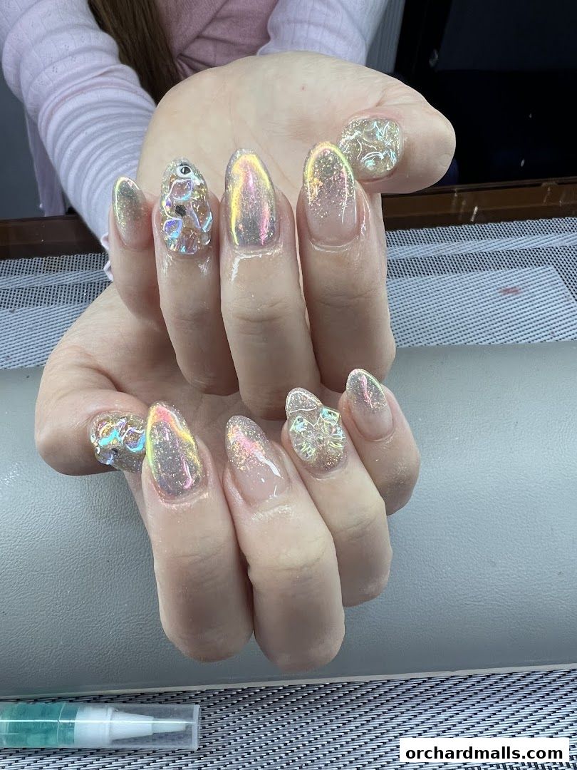 Colour Workshop Nails