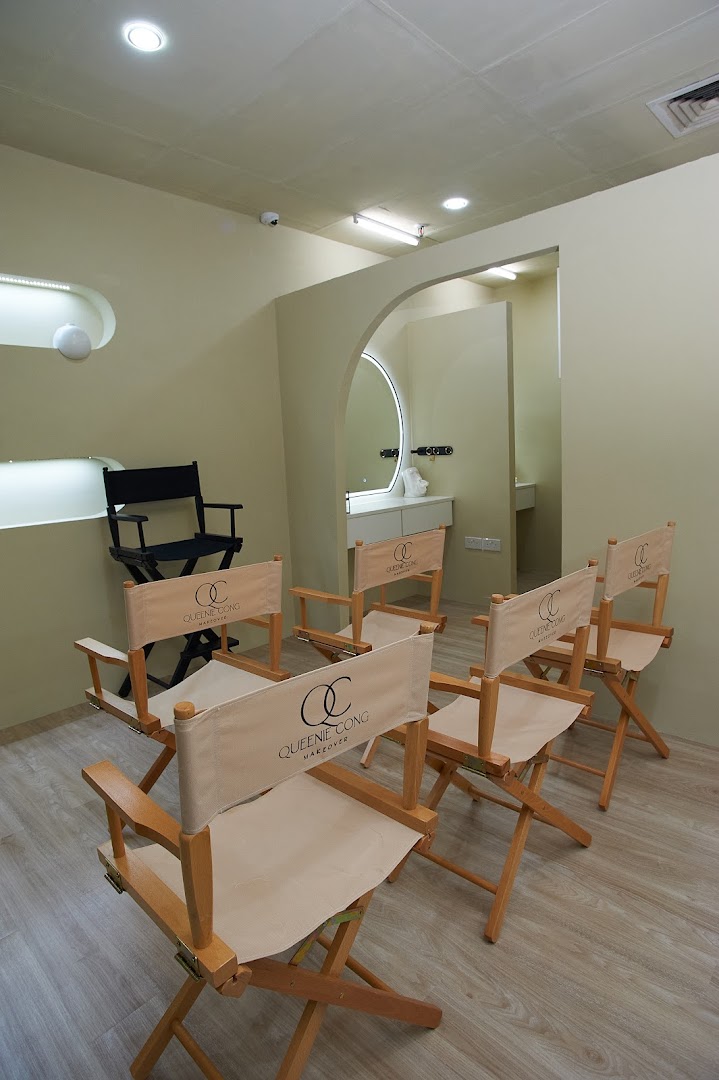 Cong Makeover Academy