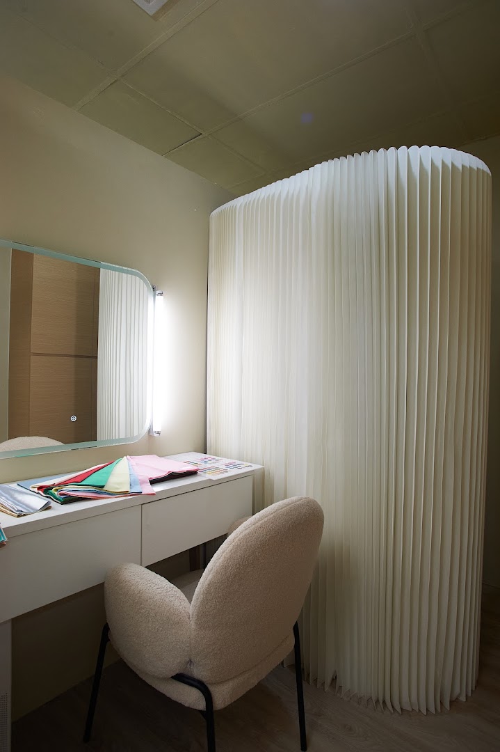 Cong Makeover Academy