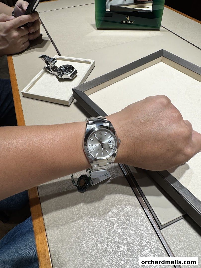 Cortina Watch Paragon - Official Rolex  Patek Philippe Retailer