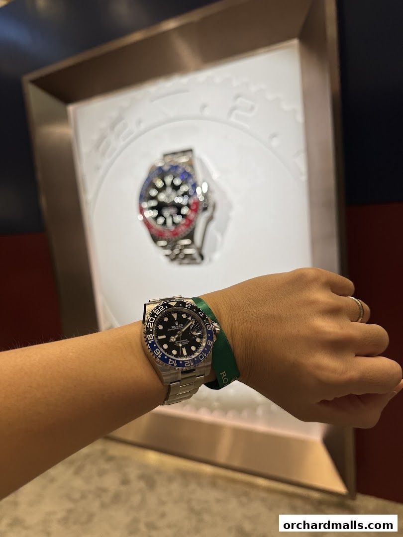 Cortina Watch Paragon - Official Rolex  Patek Philippe Retailer