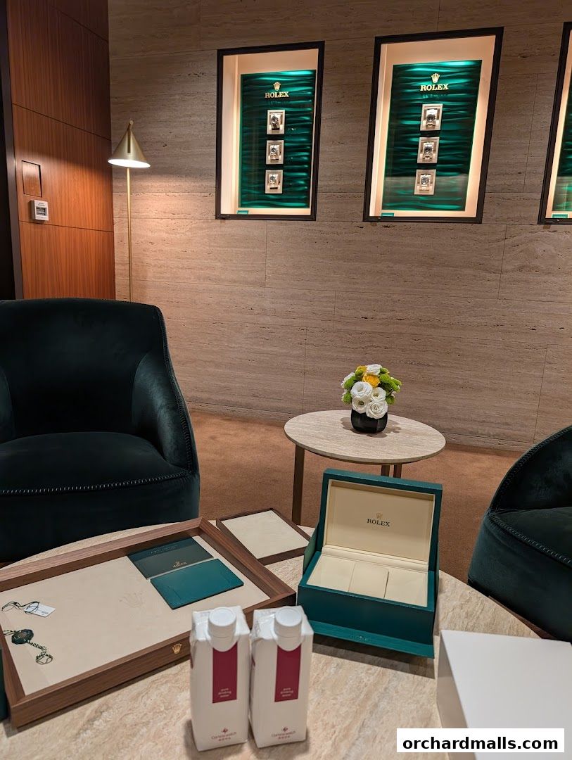 Cortina Watch Paragon - Official Rolex  Patek Philippe Retailer