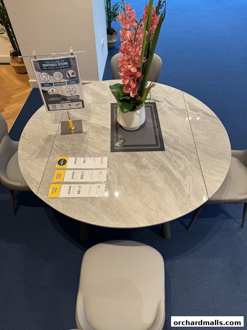 COURTS NOJIMA The Heeren