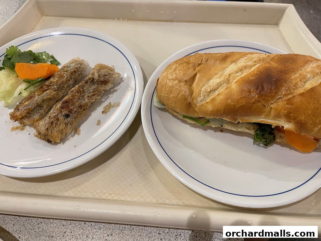 Cravin Crab Noodle - Vietnamese food