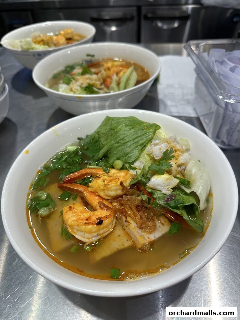 Cravin Crab Noodle - Vietnamese food