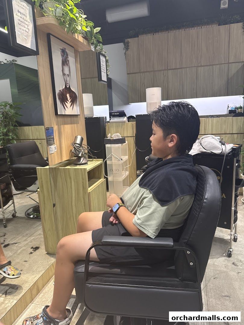 DE-HAIR PROFILE frizz control specialist Orchard