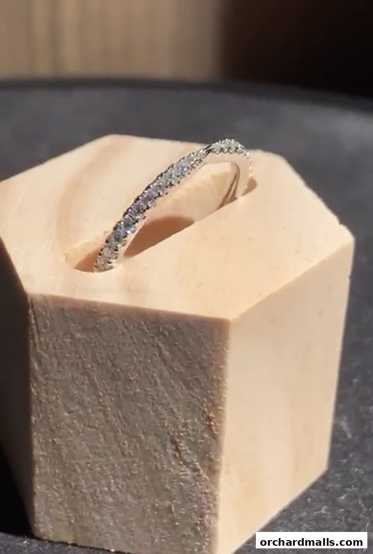 Diamond Ateliers - Bespoke Engagement Rings Singapore - LabNatural