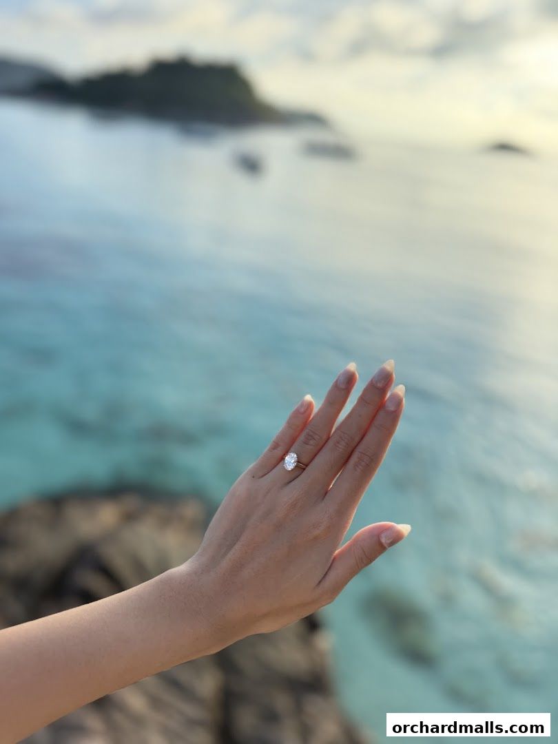 Diamond Ateliers - Bespoke Engagement Rings Singapore - LabNatural