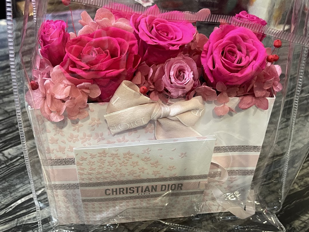 Dior Beauty - ION Orchard Boutique