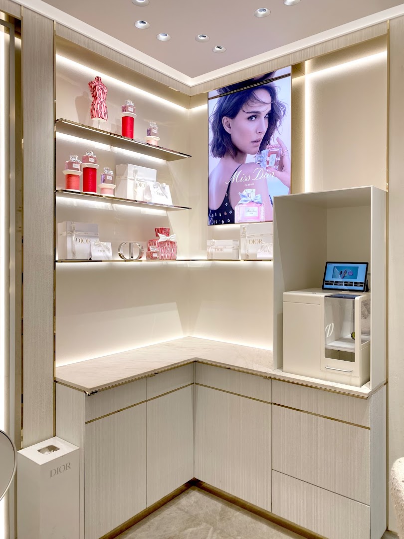 Dior Beauty - ION Orchard Boutique