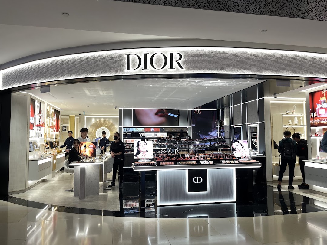 Dior Beauty - ION Orchard Boutique