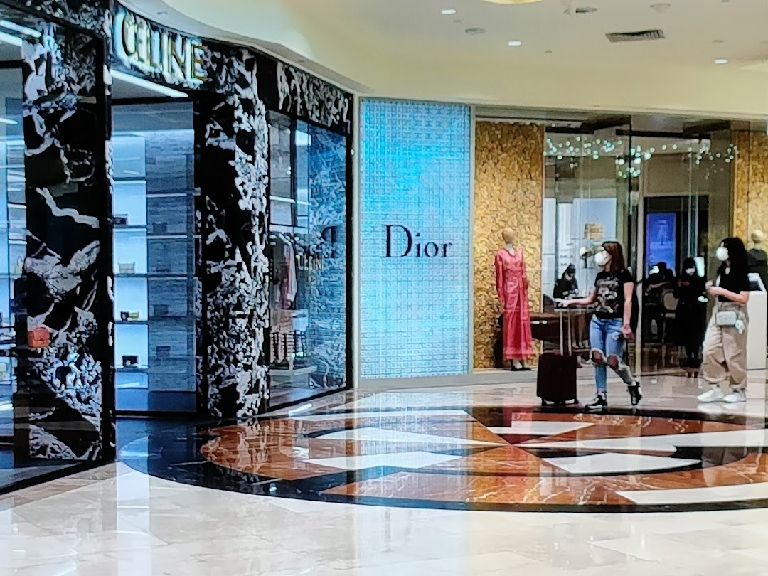 DIOR Ngee Ann City