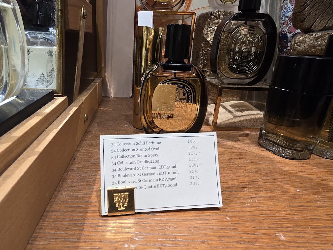 Menu page for Diptyque Ngee Ann City