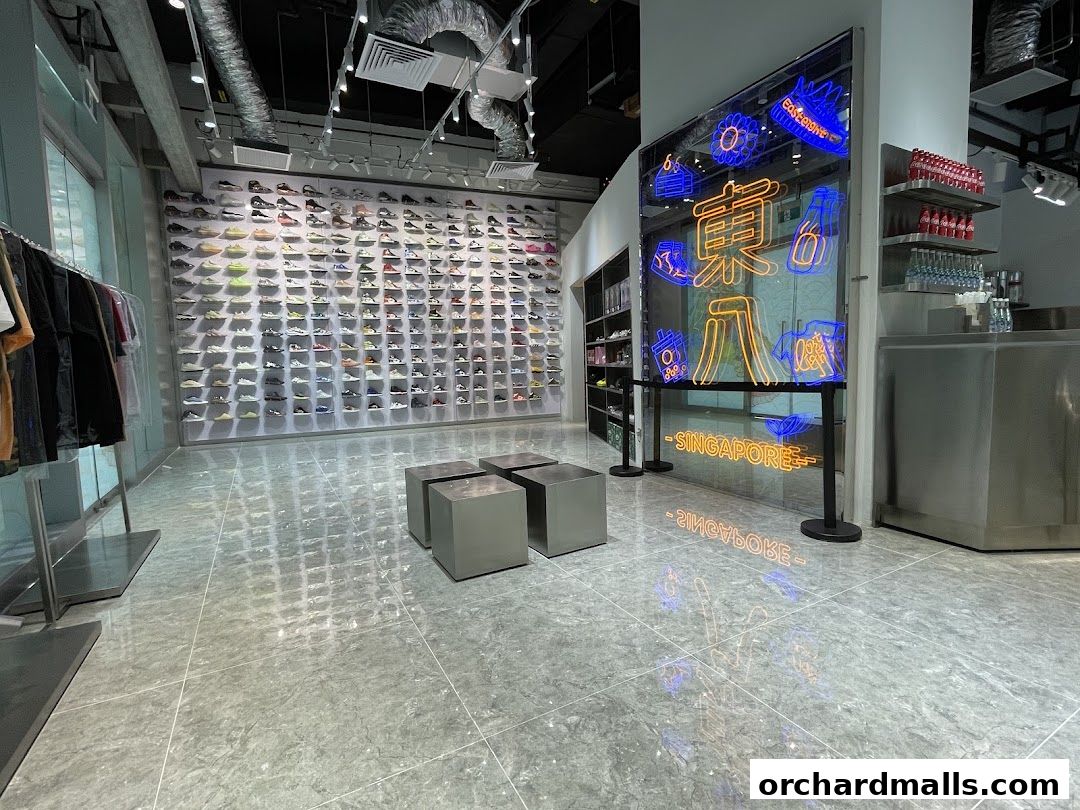 East Eight Sneakers Store 東八潮牌店