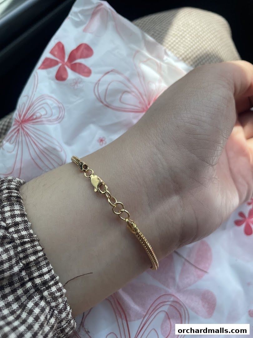 Eng Tai Jewellery Repair  Certified Specialist.