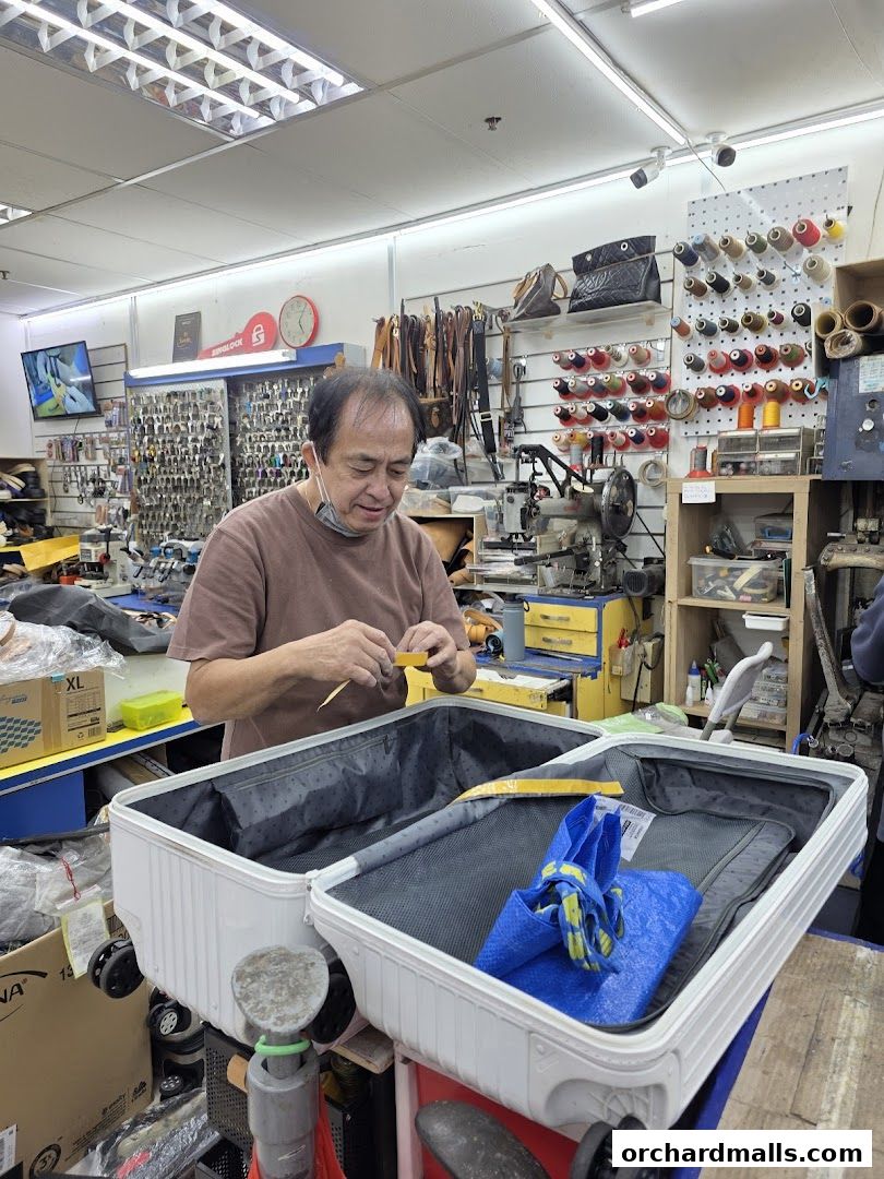 Ericson Leathergoods  Luggage Centre