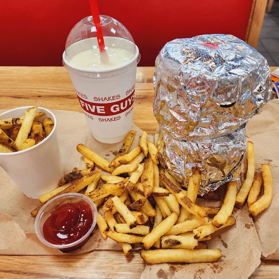 Five Guys ION Mall
