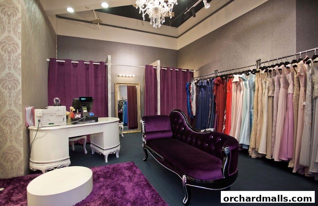 Flamingo Boutique - Gowns  Evening Wear  By Appointment.