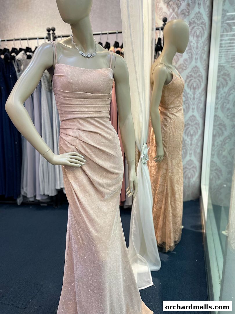 Flamingo Boutique - Gowns  Evening Wear  By Appointment.