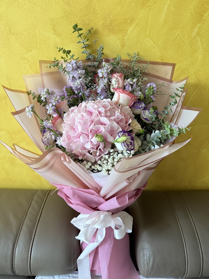 Flowers Flowers  Best Florist In Orchard Road