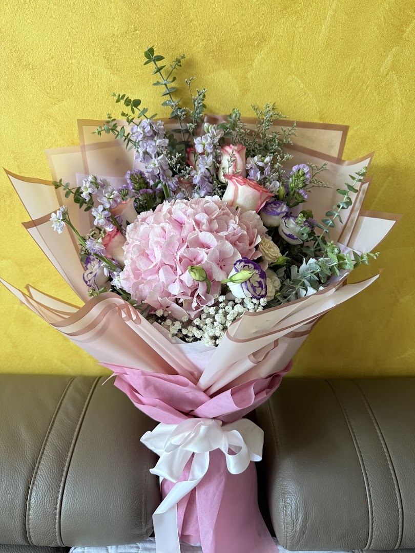 Flowers Flowers  Best Florist In Orchard Road