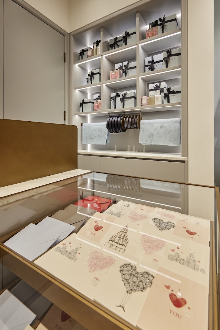 Fresh Ion Orchard Store