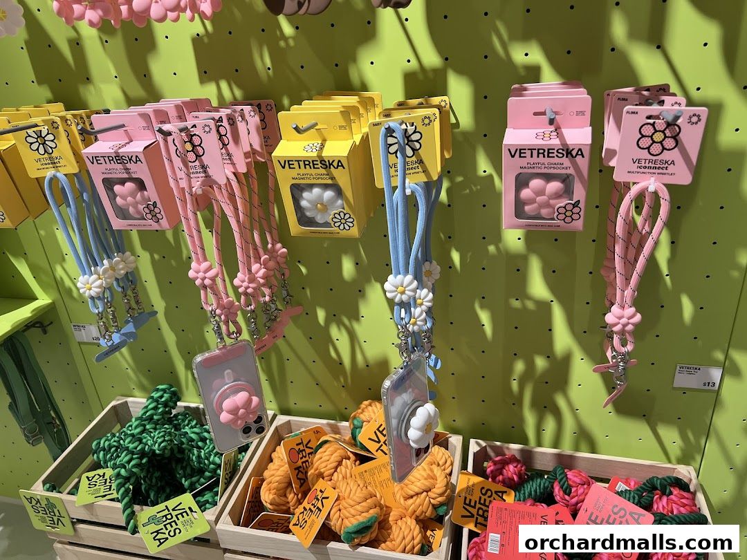 FUR A Vetreska Pet Store The Cathay store