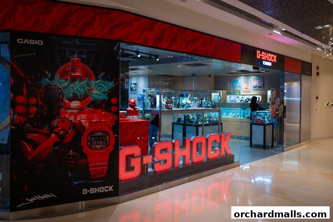 The G-SHOCK CASIO store front displays a large red G-SHOCK logo and watch advertisements.