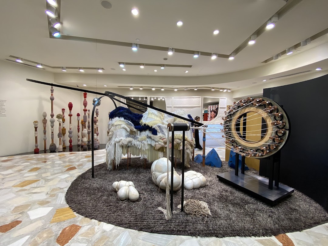 Gentle Monster ION Orchard