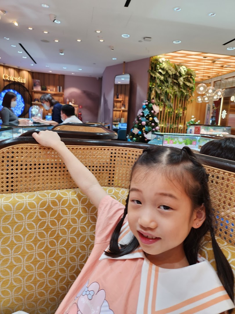 Goldheart Jewelry, ION Orchard