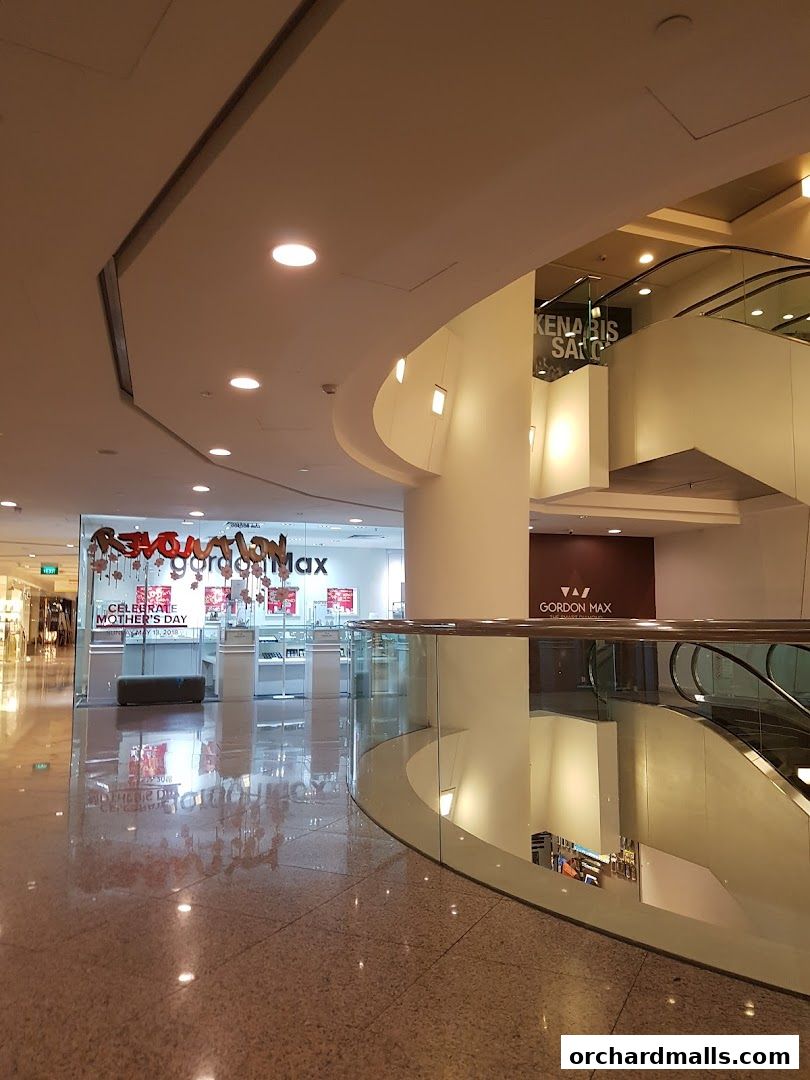 The exterior of the Gordon Max shop with its display windows and signage.