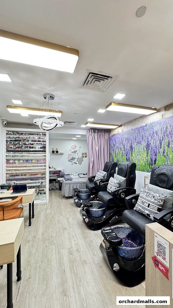 Gorgeous Colors Nail  Eyelash Studio