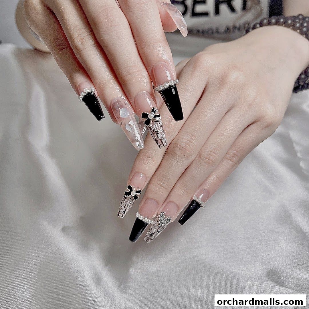 Gorgeous Colors Nail  Eyelash Studio