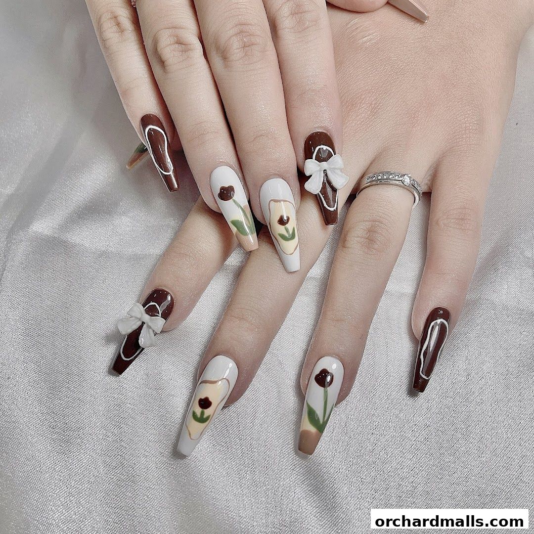 Gorgeous Colors Nail  Eyelash Studio