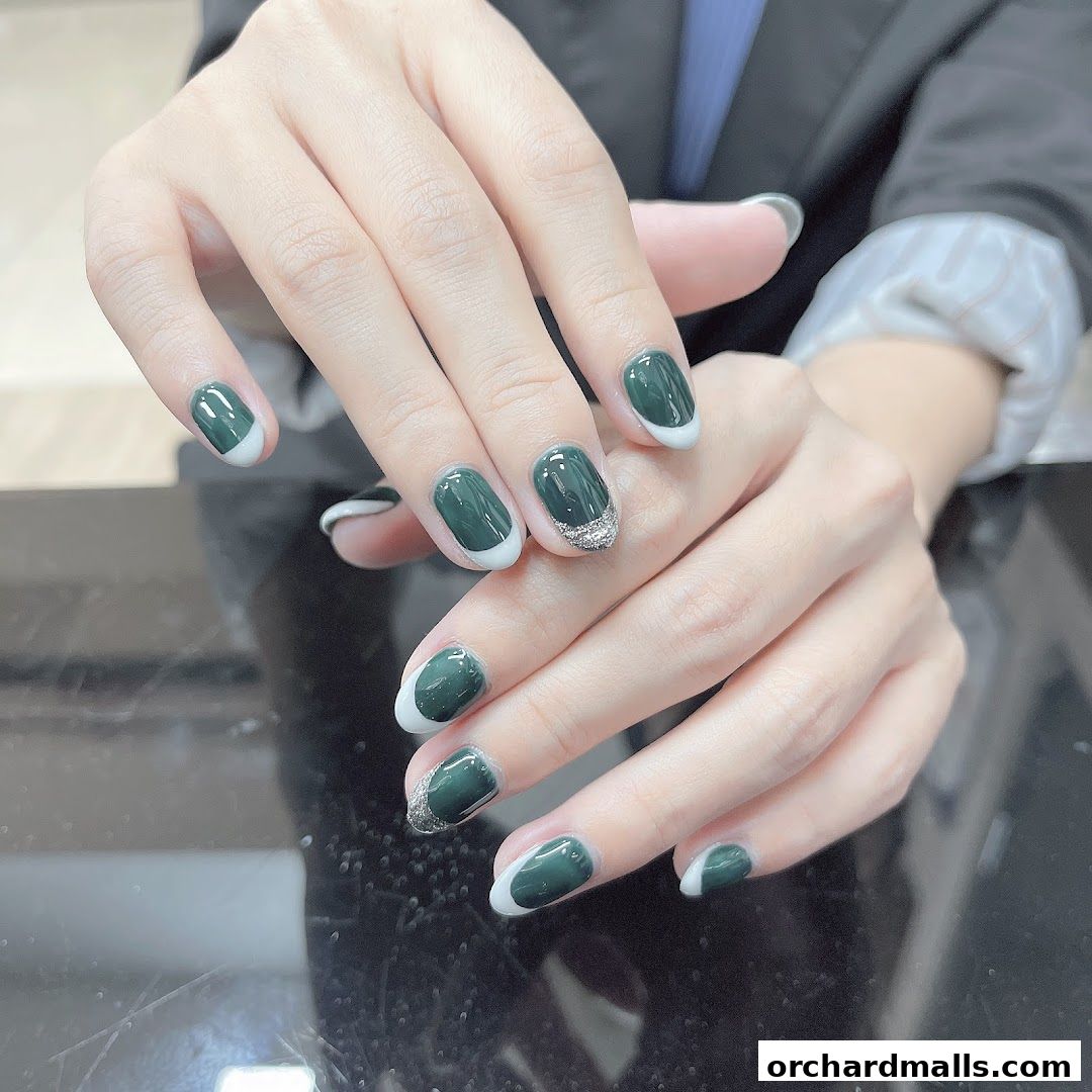 Gorgeous Colors Nail  Eyelash Studio