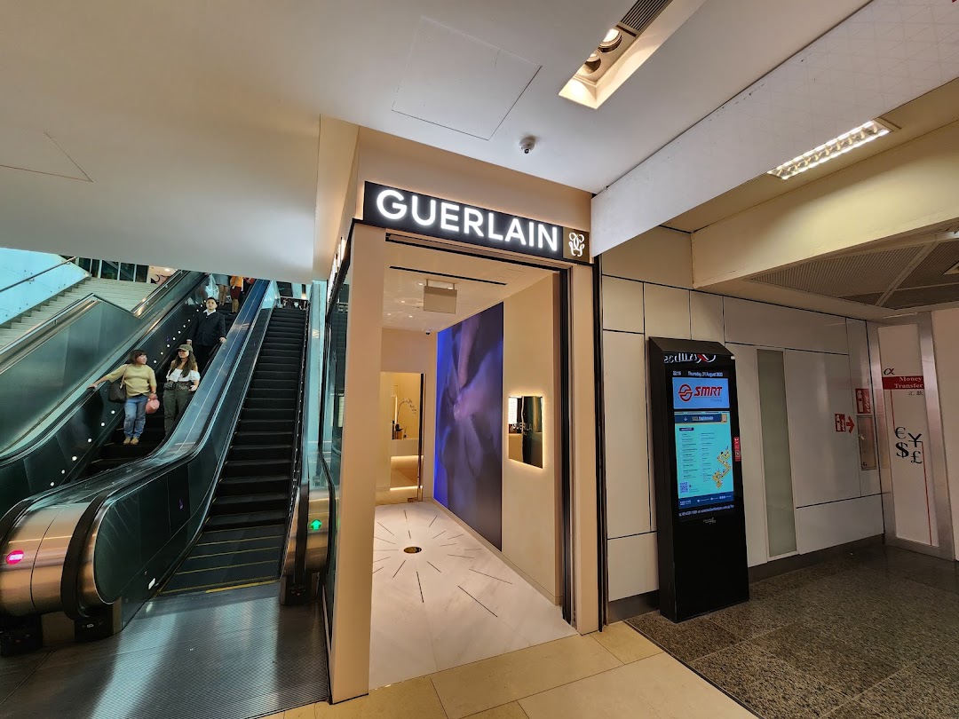 Guerlain Boutique  Facialist Suite Ion Orchard