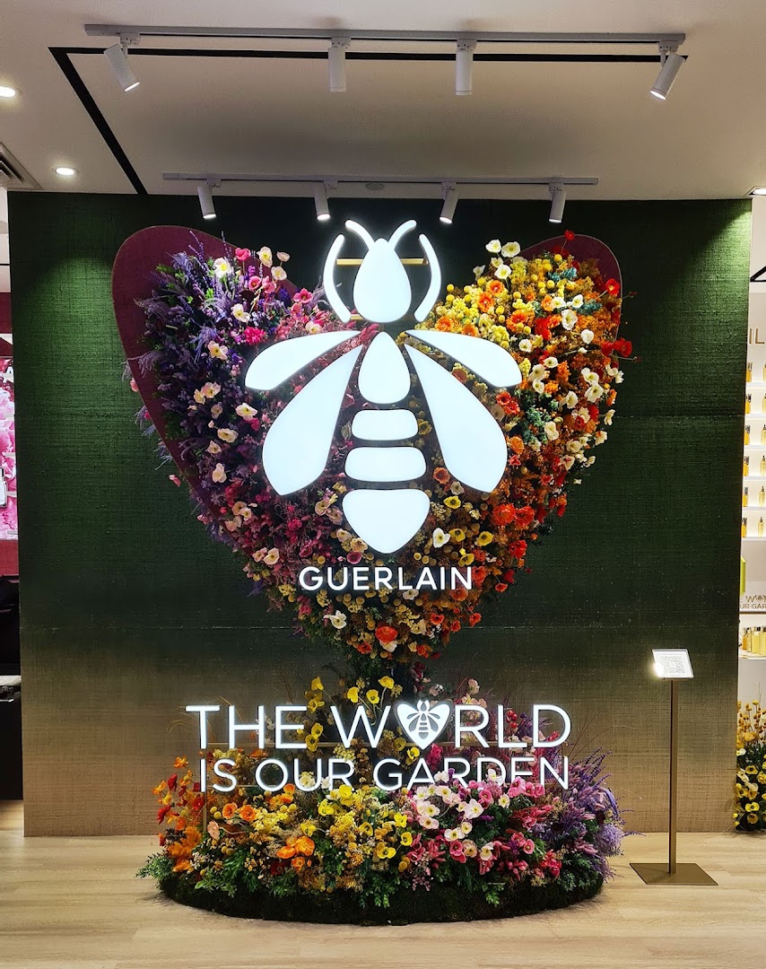 Guerlain Boutique  Facialist Suite Ion Orchard