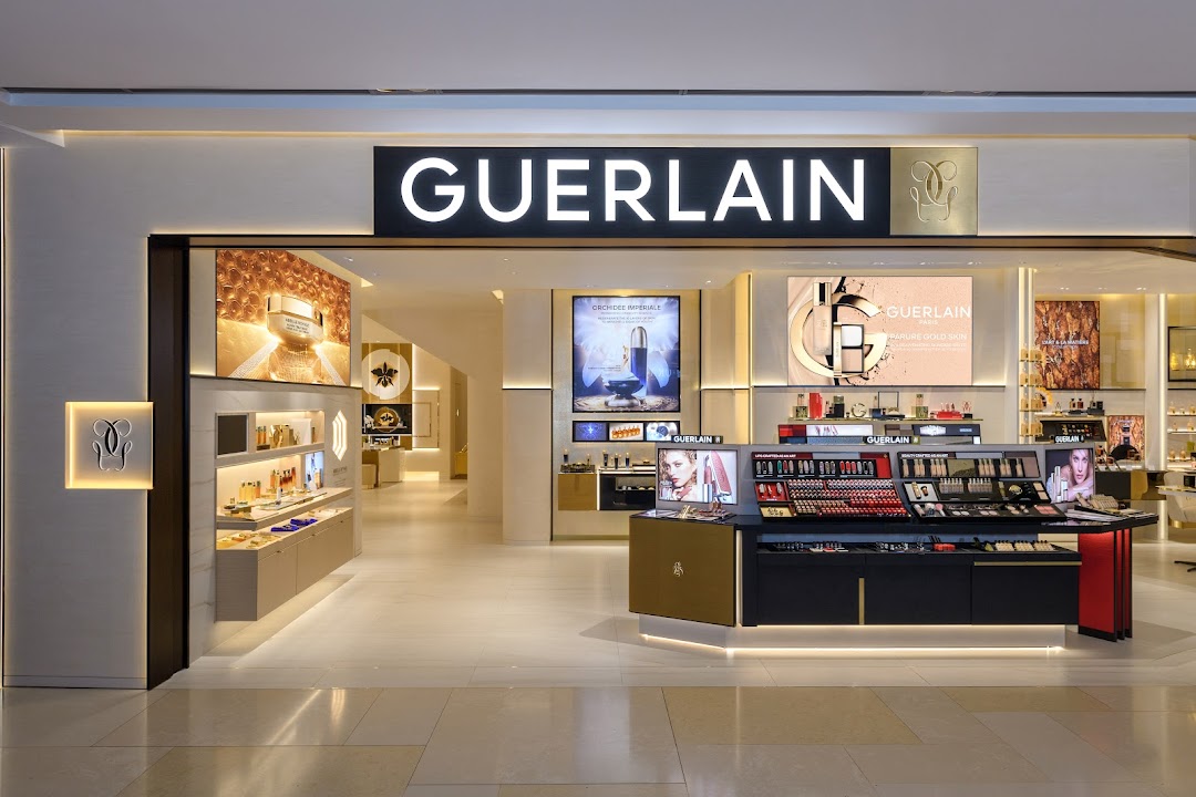 Guerlain Boutique  Facialist Suite Ion Orchard